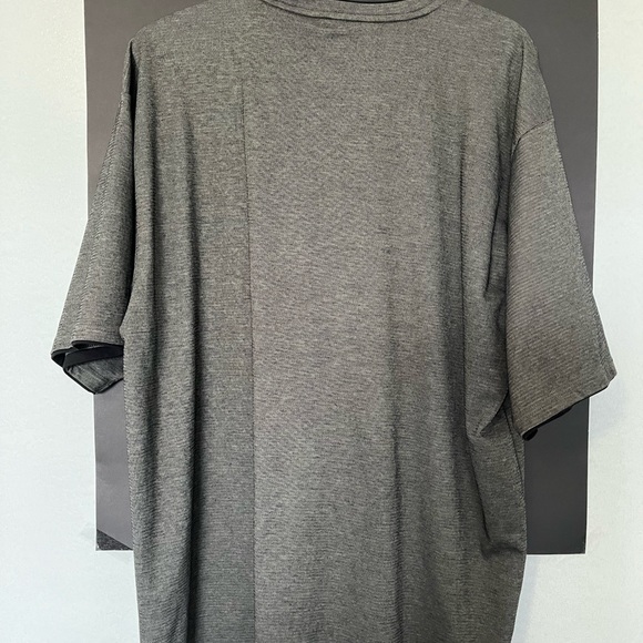 Men’s Tshirt by Van Heusen - Picture 2 of 3